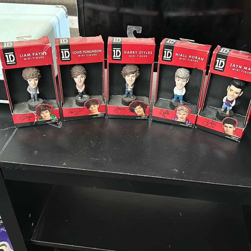 One Direction Figures